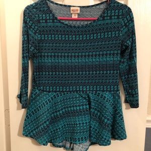 Teal and navy peplum 3/4 sleeve top